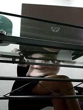 Snapshot of KITTEN-10 chatting on November 26, 2:56 am KITTEN-10 online show from November 26, 2:56 am