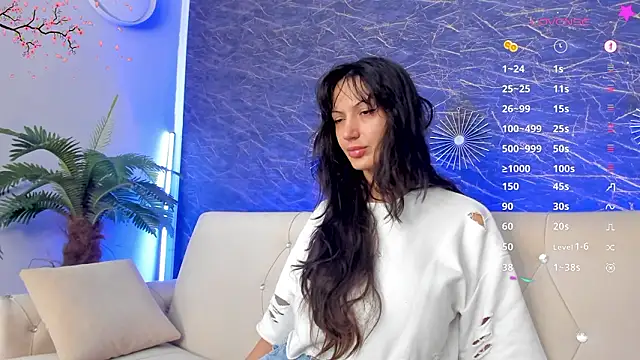 Snapshot of moona_ray chatting on March 29, 8:53 pm moona ray online show from March 29, 8:53 pm