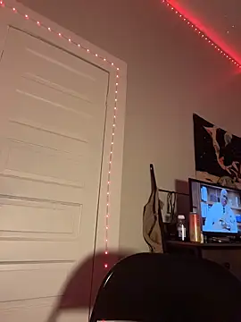 loveluna8 online show from December 23, 10:24 am