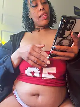 loveluna8 online show from March 29, 8:31 pm