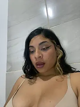 Snapshot of mysteriousgirl20 chatting on October 15, 10:32 pm mysteriousgirl20 online show from October 15, 10:32 pm