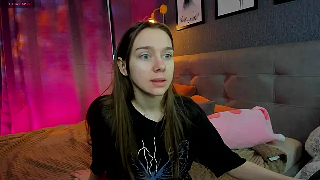 Lesi Moonie01 online show from December 4, 8:34 am