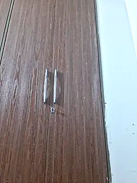 cutiecatty21 online show from April 14, 2:45 pm