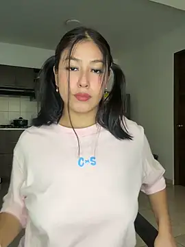 EmmaRossem online show from October 22, 7:46 pm