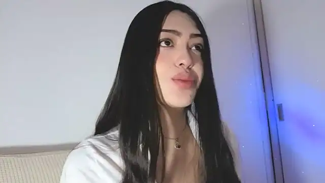 Sweet-Sophiee online show from April 25, 3:42 am