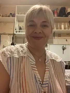 Snapshot of Lia_Laguna77 chatting on February 11, 3:51 pm Lia Laguna77 online show from February 11, 3:51 pm