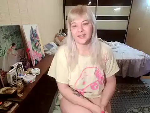 Lia Laguna77 online show from April 7, 5:08 am