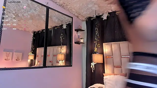 Nathan Smith  online show from November 4, 7:57 pm