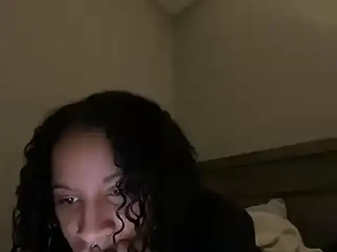shandiloveslemonss online show from December 16, 10:56 pm