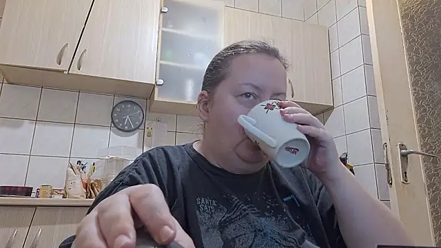 Snapshot of melissaBlessing chatting on February 4, 4:18 am melissaBlessing online show from February 4, 4:18 am