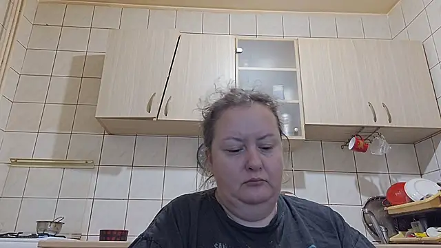 Snapshot of melissaBlessing chatting on February 19, 4:52 am melissaBlessing online show from February 19, 4:52 am