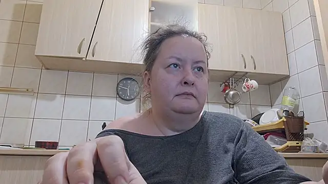 Snapshot of melissaBlessing chatting on February 28, 3:40 am melissaBlessing online show from February 28, 3:40 am