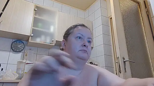 Snapshot of melissaBlessing chatting on July 6, 11:18 pm melissaBlessing online show from July 6, 11:18 pm