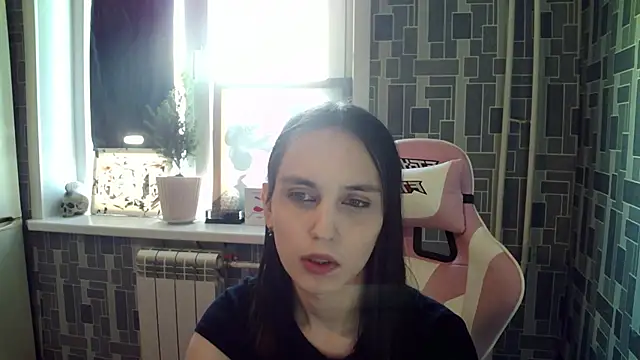 Snapshot of BlackHe4rts_ chatting on March 12, 4:08 am BlackHe4rts online show from March 12, 4:08 am