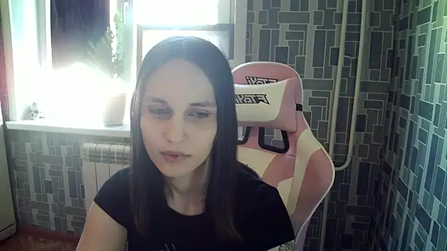 Snapshot of BlackHe4rts_ chatting on March 19, 4:57 am BlackHe4rts online show from March 19, 4:57 am