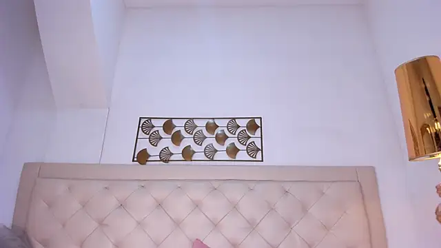  chloe adams online show from March 18, 2:48 pm