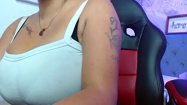 violletha online show from January 13, 12:32 pm