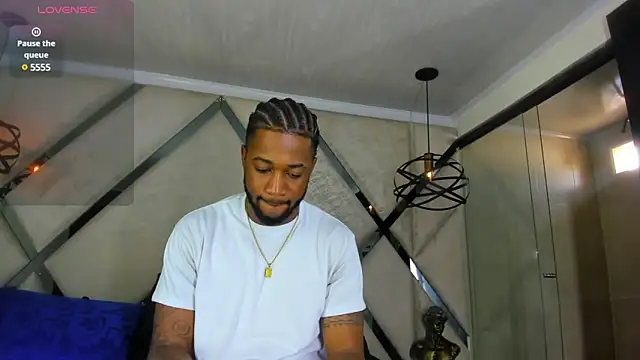 Drake Nassir4 online show from January 14, 4:40 pm