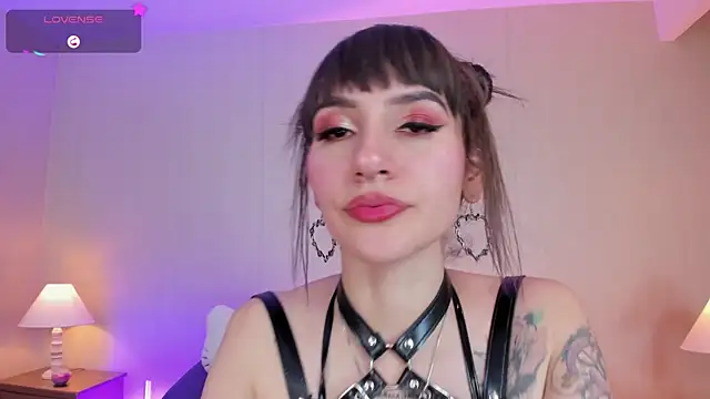 ElectraRaptiis online show from March 6, 11:20 pm