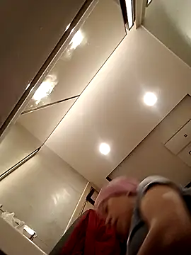 doggiepossession online show from March 10, 2:26 pm