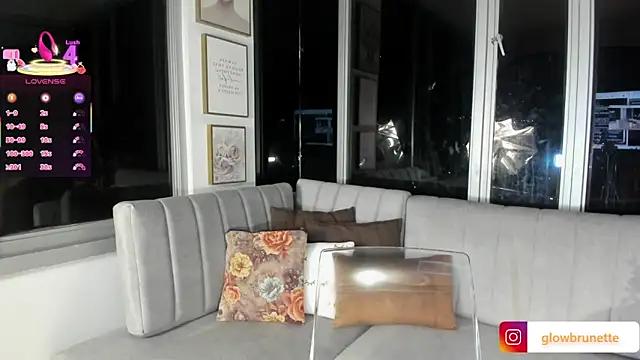 Megan Lim online show from February 18, 9:54 am