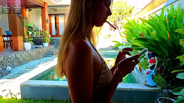  Katie Dierse online show from April 3, 11:47 pm