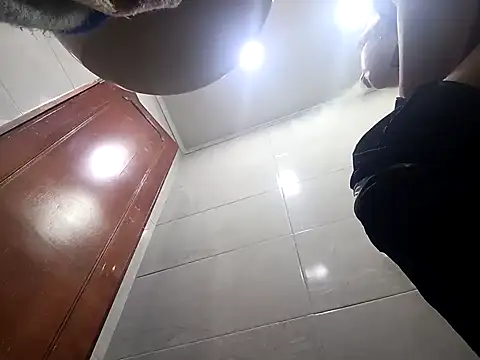 Snapshot of yajahil chatting on December 5, 5:37 am yajahil online show from December 5, 5:37 am