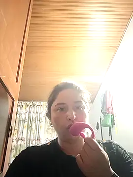 Snapshot of yajahil chatting on December 18, 5:48 am yajahil online show from December 18, 5:48 am