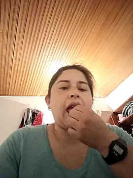 Snapshot of yajahil chatting on December 21, 12:09 am yajahil online show from December 21, 12:09 am