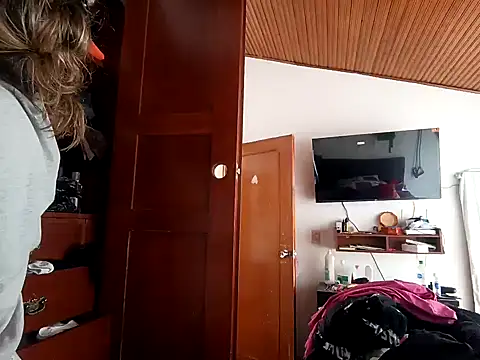 Snapshot of yajahil chatting on December 29, 3:24 pm yajahil online show from December 29, 3:24 pm