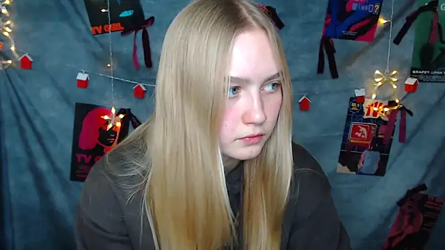 MademoiselleCl online show from December 20, 1:18 pm