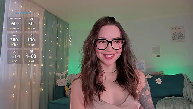 Oh My Dianee online show from April 7, 8:48 am