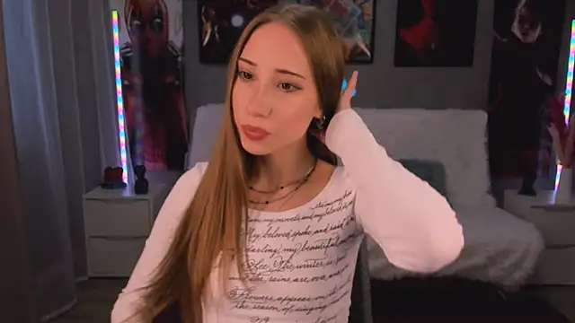 AlexaHarmon online show from September 12, 1:22 pm