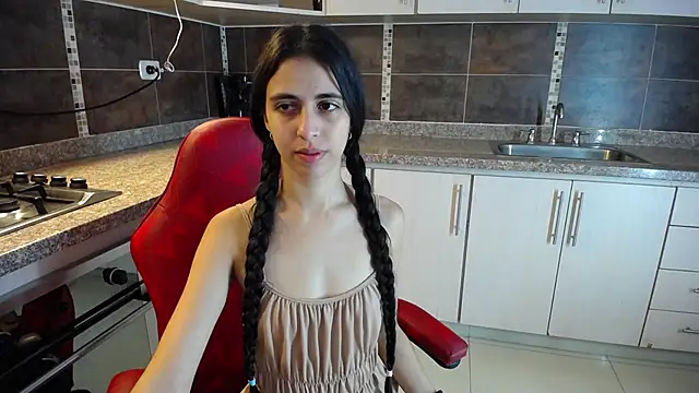 anna alvarez online show from February 15, 11:06 am