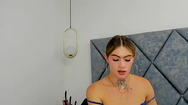 Lizz Luna online show from January 22, 4:55 pm