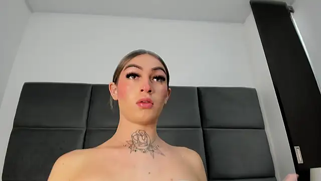 Lizz Luna online show from September 11, 2:28 pm