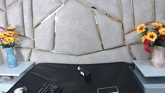 Snapshot of EmilyyEvans_ chatting on February 28, 3:59 pm EmilyyEvans online show from February 28, 3:59 pm