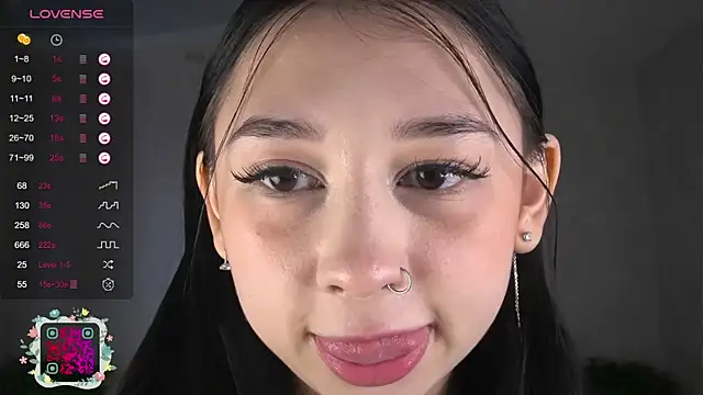 AislyEmbury online show from October 26, 5:35 am