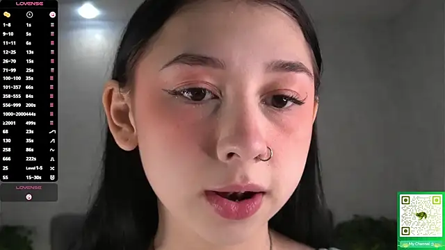 AislyEmbury online show from November 27, 4:47 am