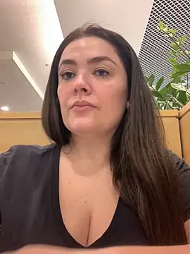 Sophie Eaton online show from September 12, 7:58 pm