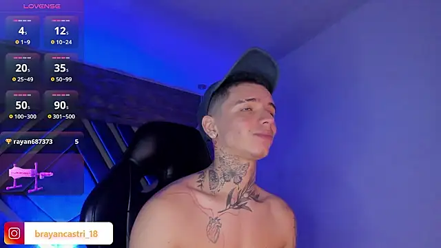 Ian Castillo  online show from March 23, 11:47 am