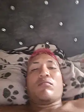 Snapshot of BingedHearts chatting on February 3, 9:42 pm BingedHearts online show from February 3, 9:42 pm