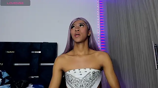 Snapshot of Kristen_dollts chatting on December 2, 11:51 pm Kristen dollts online show from December 2, 11:51 pm