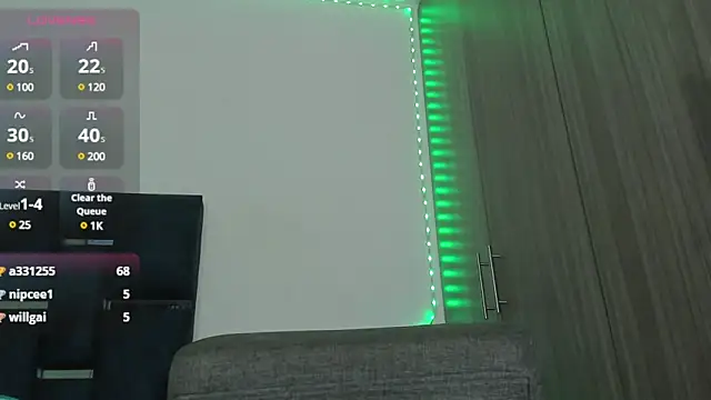 Snapshot of Kristen_dollts chatting on February 21, 6:40 am Kristen dollts online show from February 21, 6:40 am