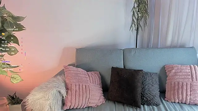 aisha bx online show from January 19, 1:26 pm