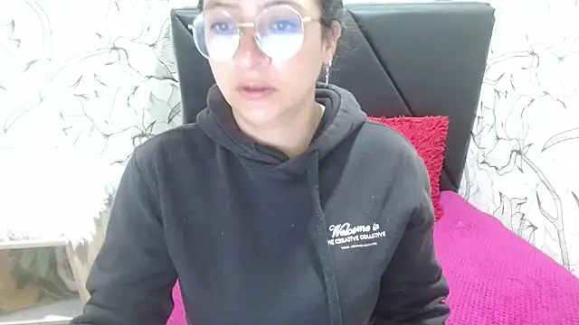 Snapshot of sarax_ximena chatting on January 25, 1:41 pm sarax ximena online show from January 25, 1:41 pm