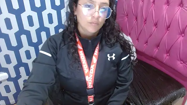 Snapshot of sarax_ximena chatting on March 6, 9:20 pm sarax ximena online show from March 6, 9:20 pm