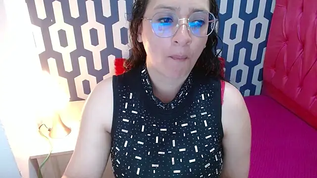 Snapshot of sarax_ximena chatting on October 31, 4:52 pm sarax ximena online show from October 31, 4:52 pm