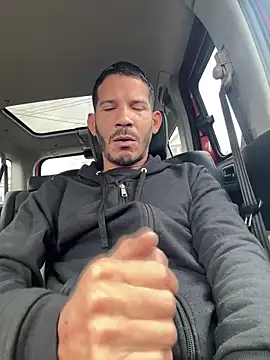 Chico Bellaco online show from December 11, 3:37 pm