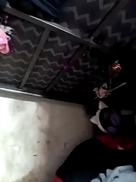 Snapshot of rayhot69 chatting on March 11, 5:13 pm rayhot69 online show from March 11, 5:13 pm